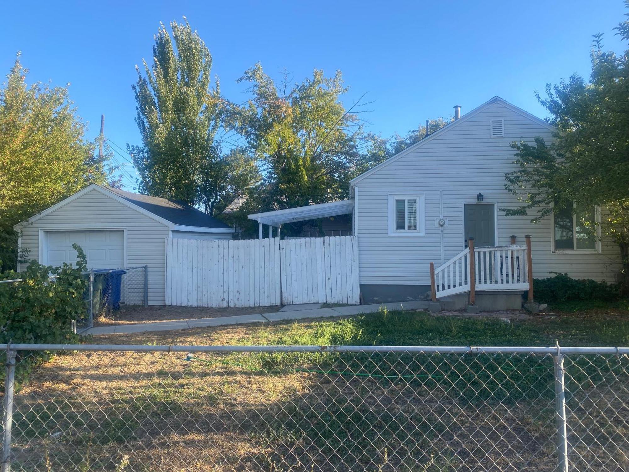 Cute Entire Small House With Large Yard! Pets Welcome! 웨스트밸리시티 외부 사진